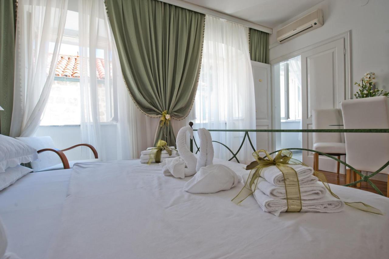 Old Town Apartments Next To The Beach 2 Dubrovnik Bagian luar foto