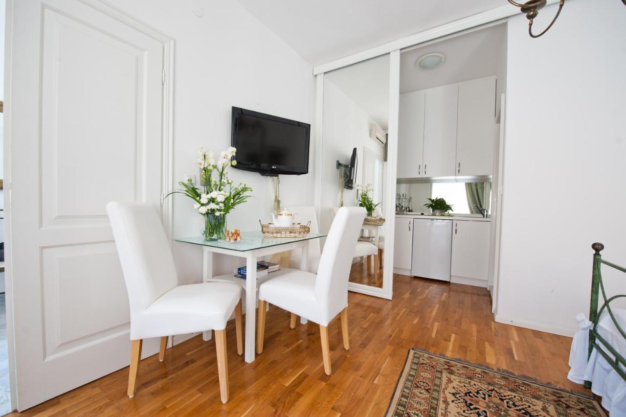 Old Town Apartments Next To The Beach 2 Dubrovnik Bagian luar foto