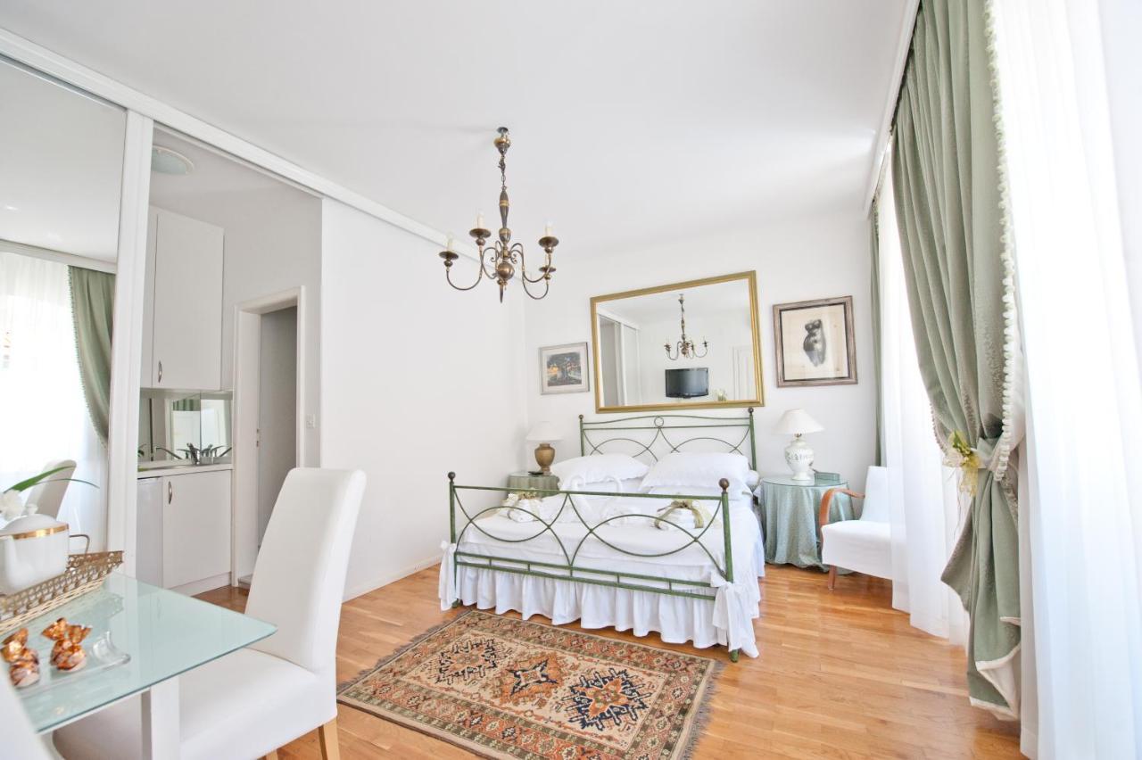 Old Town Apartments Next To The Beach 2 Dubrovnik Bagian luar foto